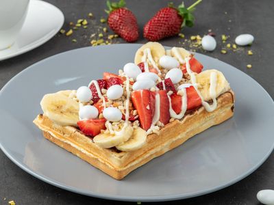 Çikolatalı Meyveli Waffle