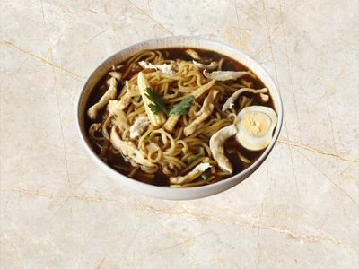 Tavuklu Sebzeli Ramen