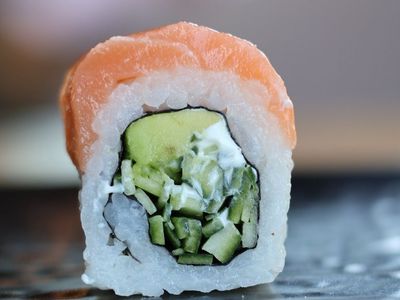 Philadelphia Lite Roll (8 Pcs.)