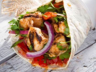 Meşe Kömüründe Tavuk Şiş