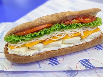 Berlin Max Peynirler Sıcak Sandviç