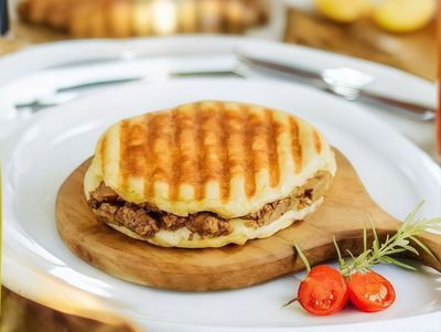 Patron Bazlama Tost Luxury