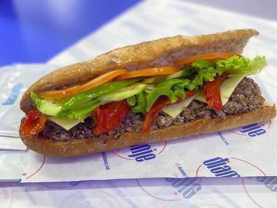 Kavurmalı Gurme Vip Diamanje Sandviç