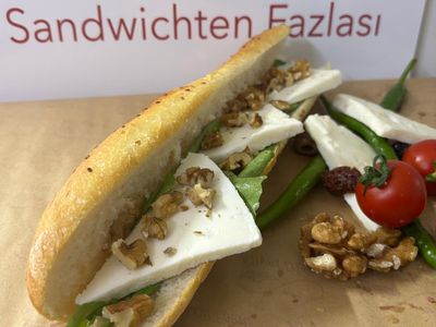 Fresh Sandviç (İzmir Tulumlu)