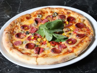 Karışık Pizza (Orta Boy)