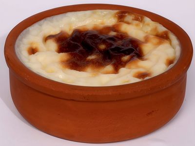 Güveçte Fırın Sütlaç