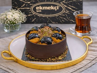 Profiterollü Pasta (4-6 Kişilik)