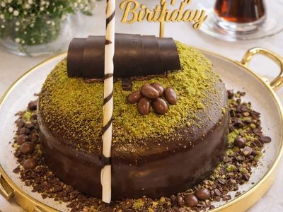 Fıstıklı Çikolatalı Pasta (6-8 Kişilik)