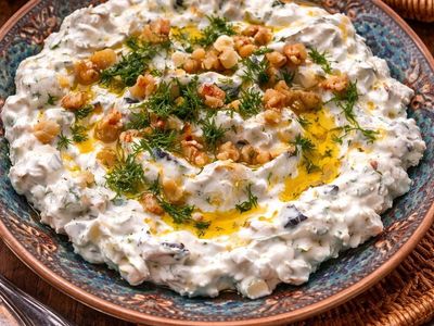 Snejanka Bulgar Mezesi