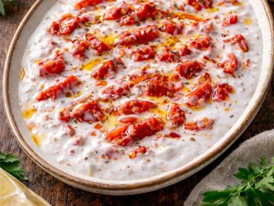 Köz Biber Yoğurtlu Meze