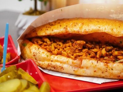 Ekmek Arası Tavuk Tantuni