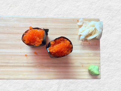 Tobiko Nigiri