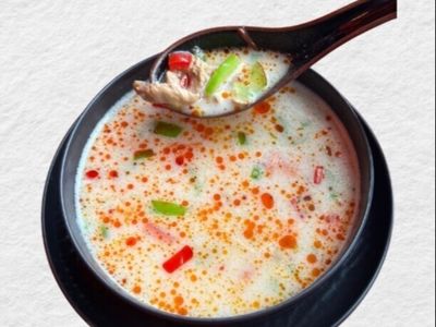 Hindistan Cevizli Sütlü Tavuk Çorbası