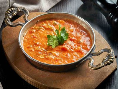 Sucuklu Kaşarlı Menemen