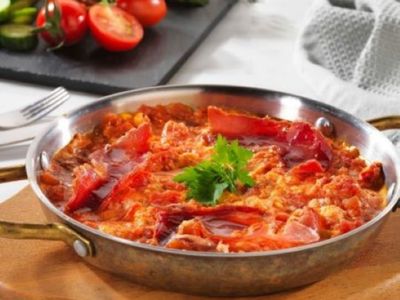 Pastırmalı Kaşarlı Menemen