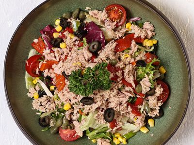 Ton Balıklı Nisuaz Salata