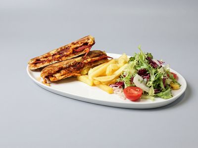 Acukalı Bazlama Tost