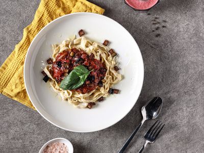 Patlıcanlı Acı Soslu Makarna