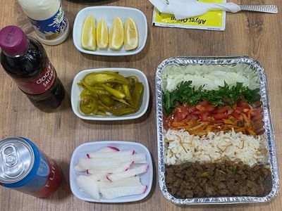 et tantuni pilav ile 1.5 porsyon
