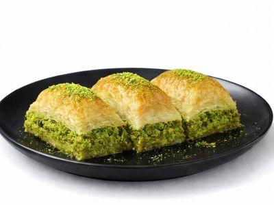 Fıstıklı baklava ( 500 Gr )