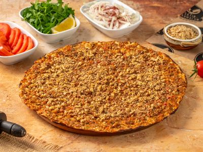 Cevizli Lahmacun