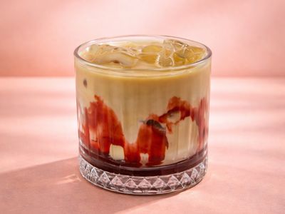 Iced Strawberry White Mocha