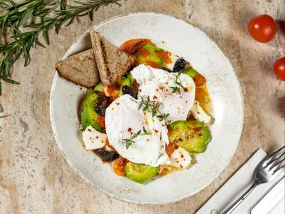 Avakadolu Poşe Yumurta