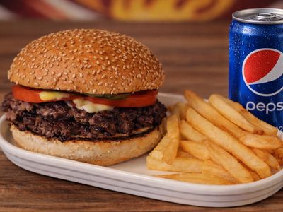 Gumball Double Burger Menü 