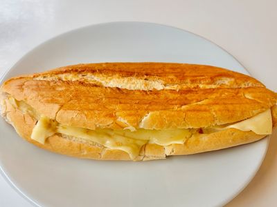 Kaşarlı Tost