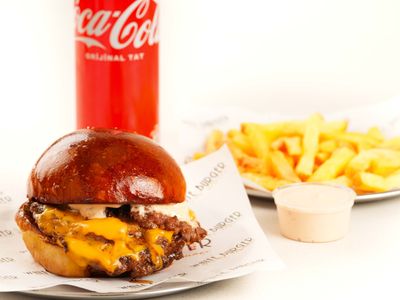 Chili Smash Burger (60 gr.) Menü