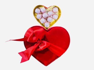 Kalpli Kadife Kutuda Çikolata (Küçük Boy)