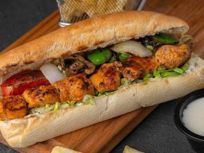 Yarım Ekmek Arası Tavuk Pirzola