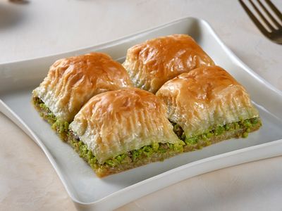 Klasik Baklava Fıstıklı (1 Porsiyon)