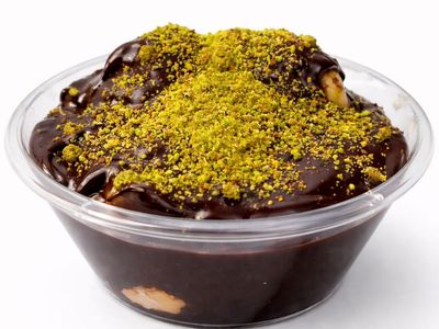 Fıstıklı Profiterol (250 g)