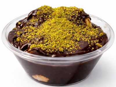 Fıstıklı Profiterol (1 kg.)