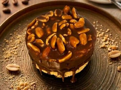 Yer Fıstıklı Mono Pasta