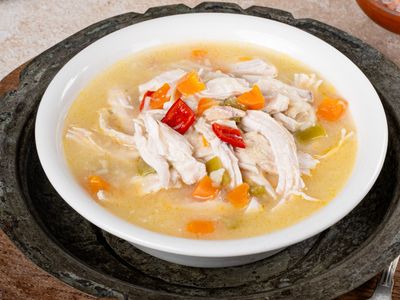 Tavuk Suyu Çorbası