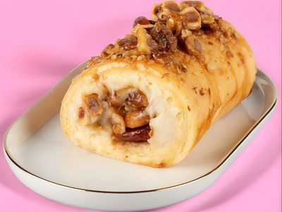 Krokanlı Rulo Pasta