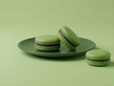 Bitter Çikolatalı & Naneli Makaron