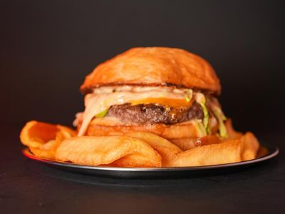 Face Mc Burger & Patates Kızartması