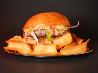 Köz Acı Biberli Burger