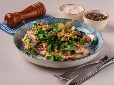 Jambonlu Scramble Ekmek Üstü Lezzet