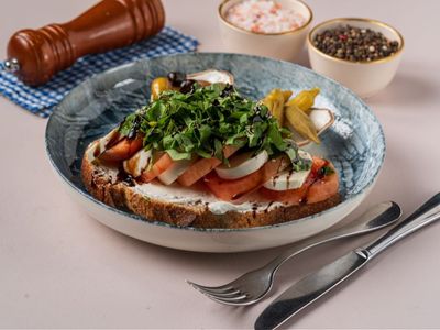  Ekmek Üstü Suda Mozarella