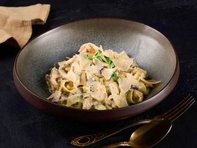Tavuklu Fettuccine