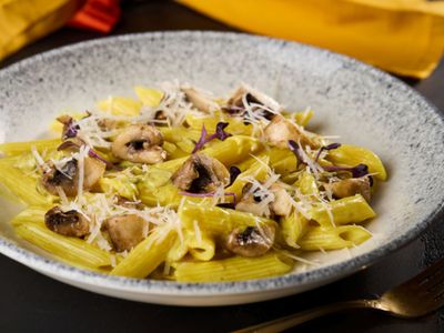 Köri Soslu Penne
