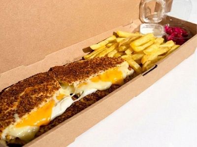 3 Peynirli Simit Tost