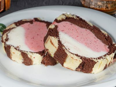 Dondurmalı Meyveli Rulo Pasta (1 kg.)