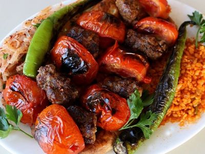 Domatesli Kebap