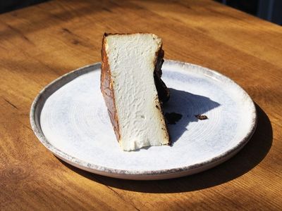 Glütensiz Bask Cheesecake