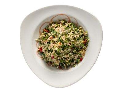 Şehriyeli Maydonozlu Salata